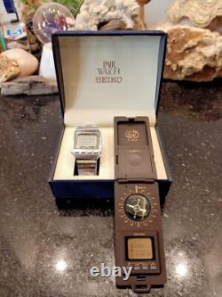 1984 RARE SEIKO SPACETRONIC Gold W030-0010 DIGITAL ISLAMIC WATCH