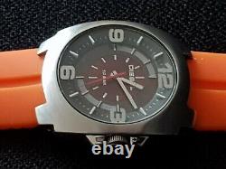Diesel Dz-1222 Wrist Watch Brown & Chrome Dial Orange Rubber Strap Quartz Beauty