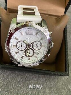 GUESS Chunky White Bold Chronograph Water Resistant Watch Never Used, Boxed