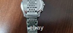Gucci 126.2 Men Wrist Watch Timeless Chronograph Analogue & Stainless Steel