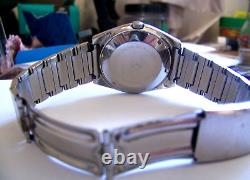 JAQUET-DROZ 25 JEWEL AUTO. 1960s, CLASSIC CHROMED STEEL CASE & RUNNING PERFECTLY