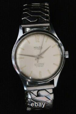 Majex Parashock Vitaflex Watch 17 Jewels Cream And Chrome Dial A Vintage Classic