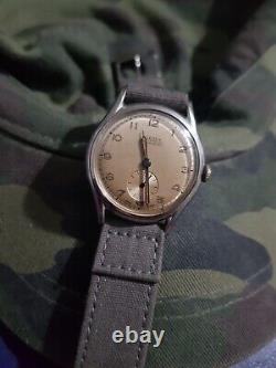 Mens Vintage Peerex Watch registered by Stauffer & Co in 1939