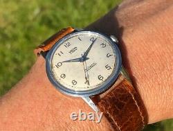 Mens vintage Smiths Everest I204 watch from 1964