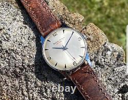 Mens vintage smiths national 17 watch dated 1965