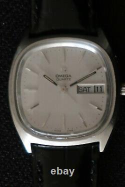 Omega 1310 Quartz Wrist Watch Silver Grey Dial Stainless Steel Case Vintage 1976