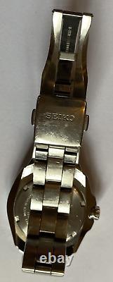 Seiko 8f56 0020 Watch Mens Black White Chrome & Red Dial Stainless Steel Strap