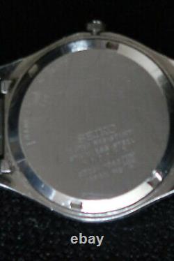 Seiko Sq 8223-8060 Watch Grey & Chrome Dial Steel Strap A Retro Vintage Classic