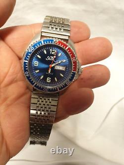 Shark Taucheruhr 200M Quartz Analogue Blue Watch Stainless Steel Used Browsing