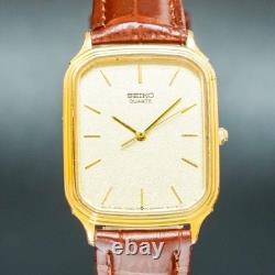 Vintage 1985 SEIKO CHARIOT 9021-5090 Gold Square Tank New Band Men Watch