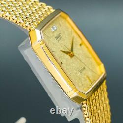 Vintage 1989 N-MINT SEIKO Dolce 9521-5210 2P Diamonds Square Gold Men Watch