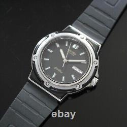 Vintage Seiko SilverWave Quartz Black Dial 1982 Watch 6433-6020 JDM