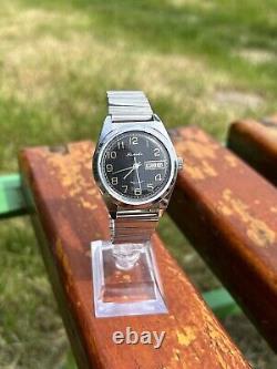 Vintage Soviet Collectible Raketa Watch Mechanical Wristwatch Made In USSR 1980s