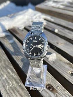 Vintage Soviet Slava Watch Retro Mechanical Wristwatch Made In USSR 1980s