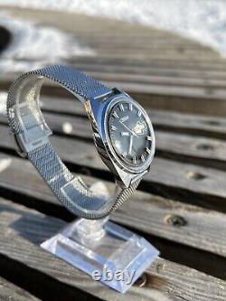 Vintage Soviet Slava Watch Retro Mechanical Wristwatch Made In USSR 1980s
