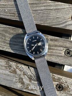 Vintage Soviet Slava Watch Retro Mechanical Wristwatch Made In USSR 1980s