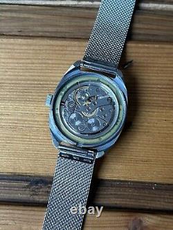 Vintage Soviet Slava Watch Retro Mechanical Wristwatch Made In USSR 1980s