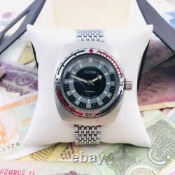 Vostok Amphibia Soviet Diver Watch Barrel Case Stainless Steel 2209 18 Jewels