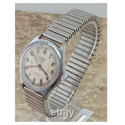 WW2 Steel Actua Officers 17 jewel Military Centre Seconds Wrist Watch 1944