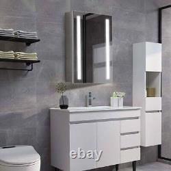 Armoire de salle de bain murale avec miroir LED, rangement, armoire, désembueur et interrupteur capteur.