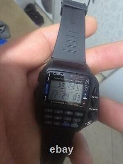 Casio CMD-40B. Montre rétro avec télécommande et cinq piles supplémentaires