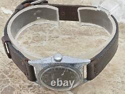 La Seconde Guerre mondiale Misalla Suisse 16 Joyau Montre Militaire de Poignet 1940