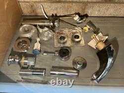 Lot en chrome/acier inoxydable Delta