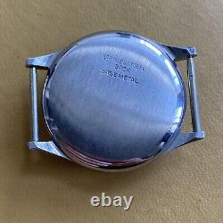 Montre Vintage Berna Watch Co. Boîtier de chronographe en acier inoxydable / chrome. 34,2 mm NOS