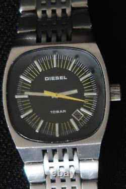 Montre à quartz Diesel Dz-1053 noir avec cadran en chrome poli et bracelet en acier inoxydable