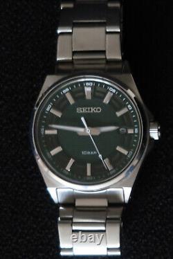 Montre à quartz Seiko 6n52 00g0 cadran vert et blanc en acier inoxydable - Une beauté classique