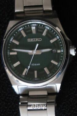 Montre à quartz Seiko 6n52 00g0 cadran vert et blanc en acier inoxydable - Une beauté classique