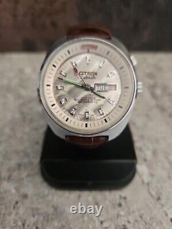 Montre automatique Vintage Citron Datomatic. État d'origine non poli.