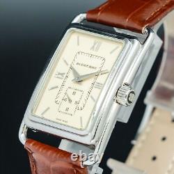 Montre pour homme Burberry BU1202 forme tank petite seconde carrée argentée