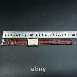 Montre pour homme Burberry BU1202 forme tank petite seconde carrée argentée