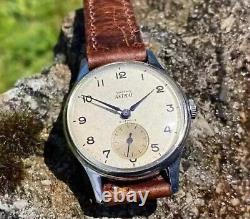 Montre vintage Smiths Astral datée de 1957