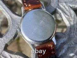 Montre vintage Smiths Astral datée de 1957