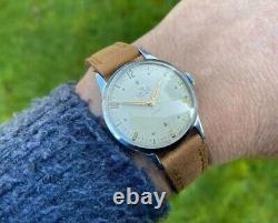 Montre vintage Smiths Deluxe A258 pour homme datée de 1954