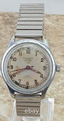 WW2 Acier Actua Officiers Montre-bracelet militaire à 17 rubis avec secondes au centre, 1944